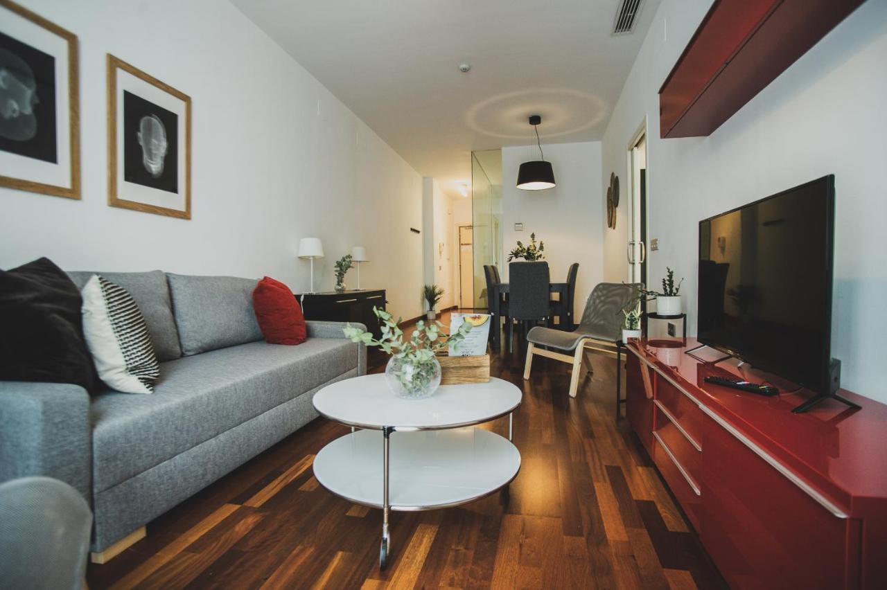 Azz Sevilla Torre De La Plata Apartamentos Eksteriør bilde