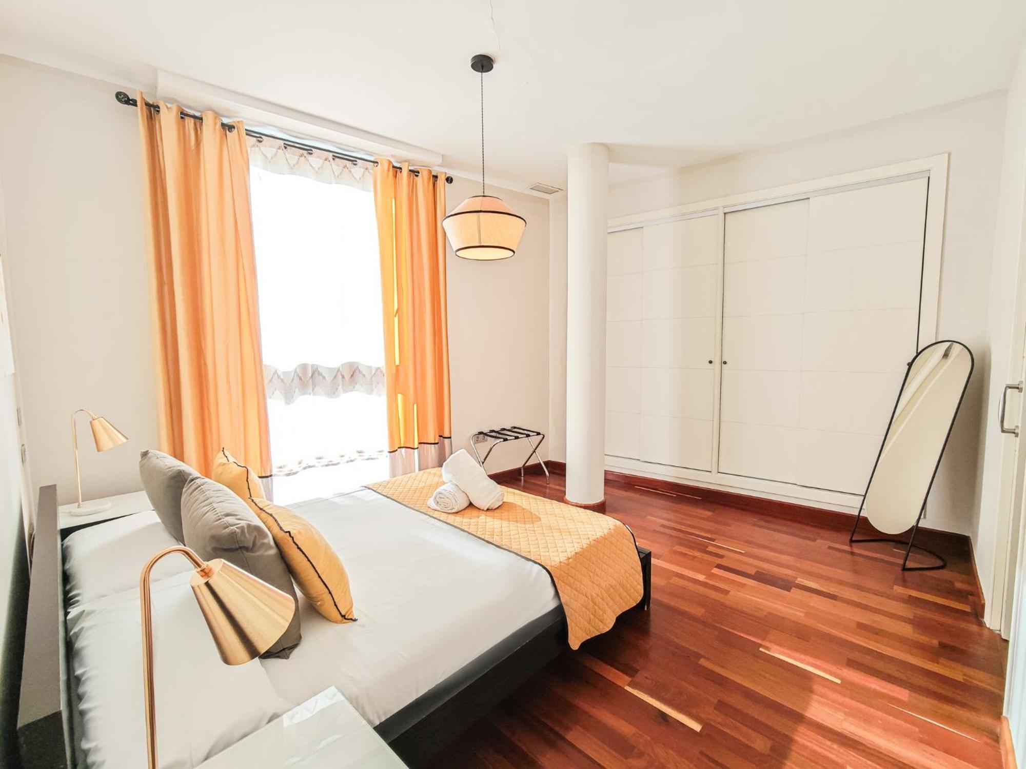Azz Sevilla Torre De La Plata Apartamentos Eksteriør bilde
